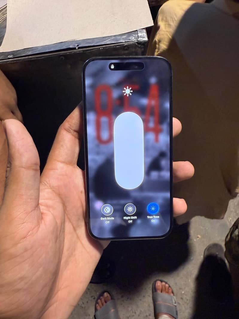 iPhone 15 pro 4