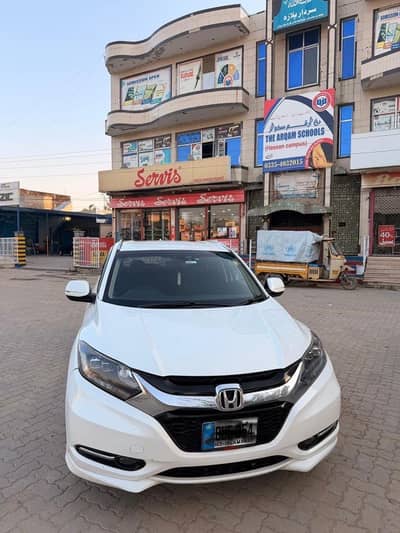 Honda vezel 2015 model