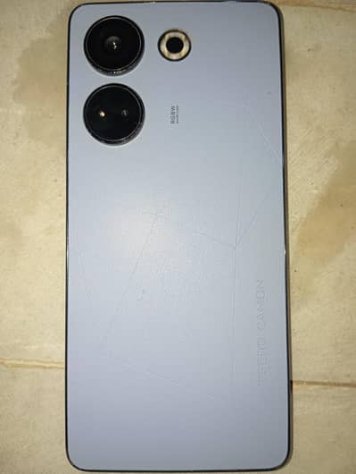 Tecno CAMON 20