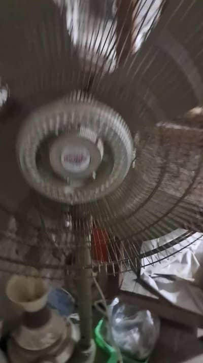 pedestal fan