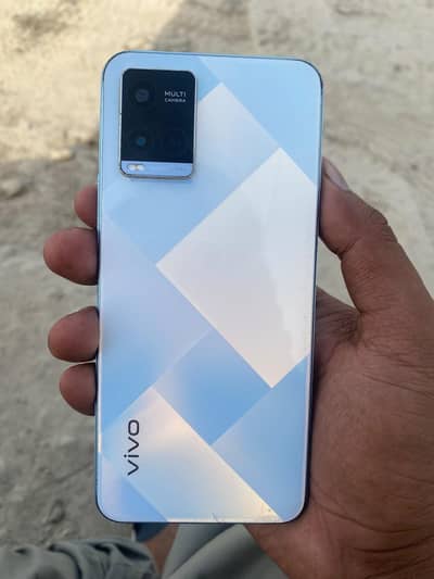Vivo Y21