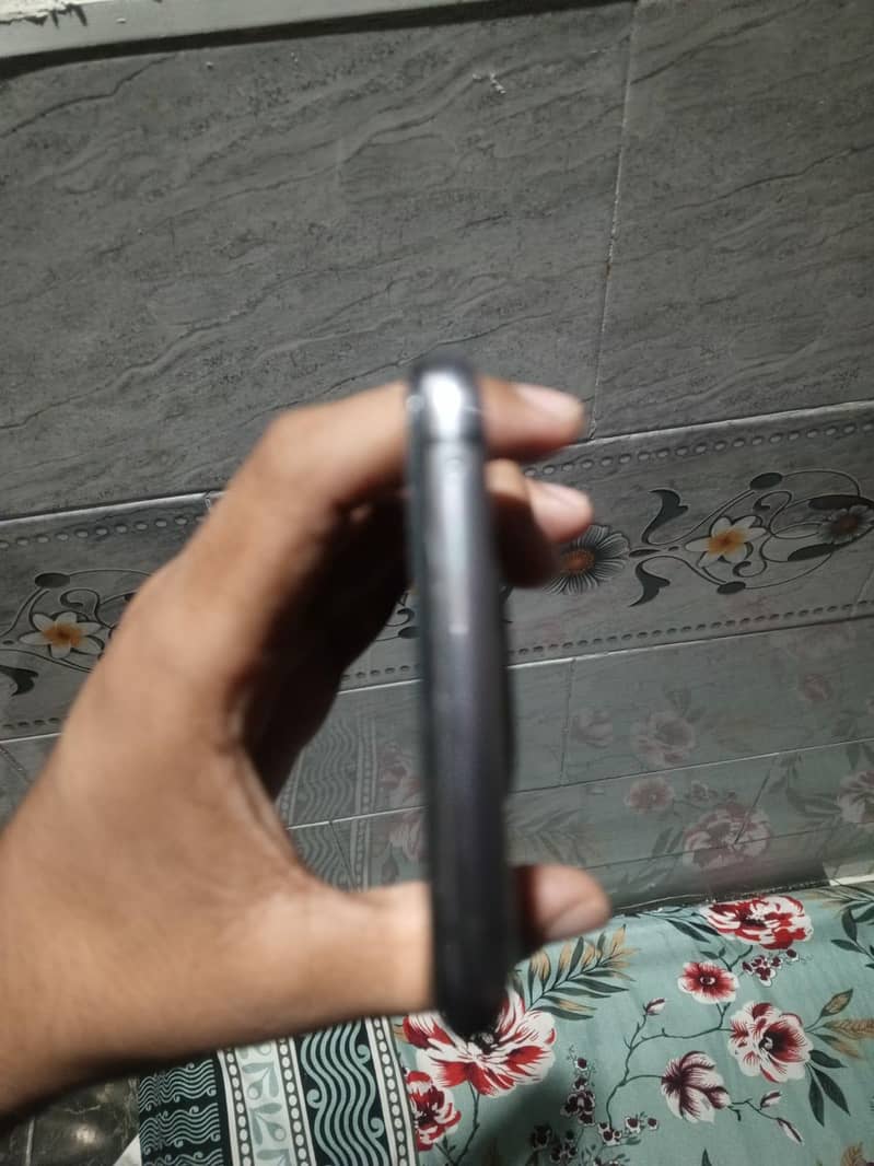 One Plus 7T 1