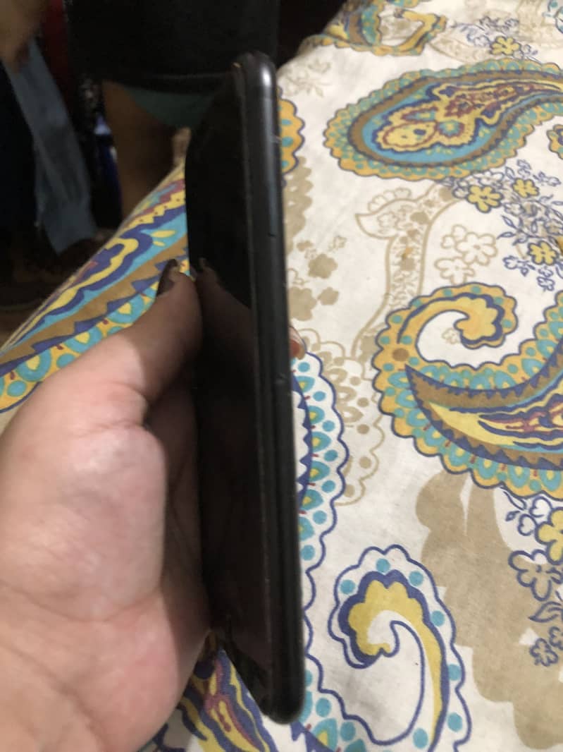 Apple iPhone 7 1