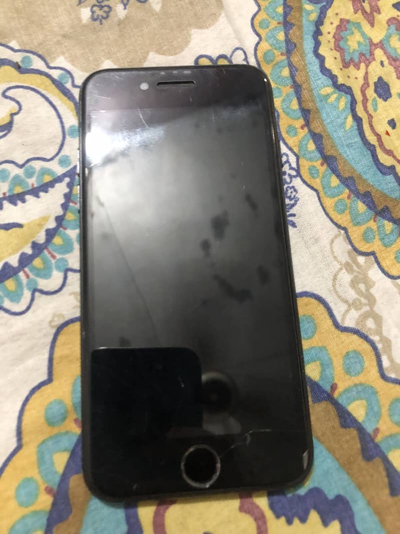 Apple iPhone 7 3