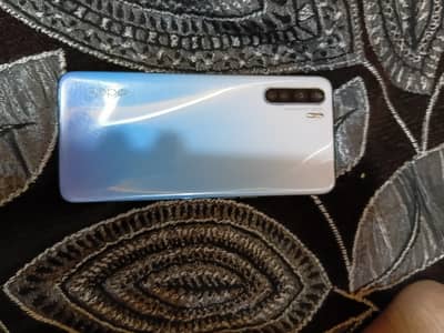 OPPO F15