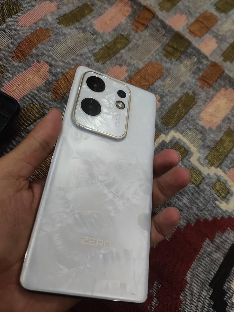 Infinix Zero 30 2