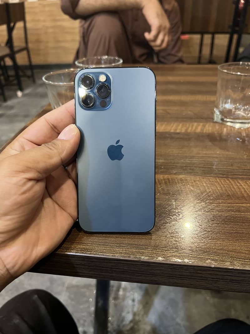 Apple iPhone 12 Pro 6