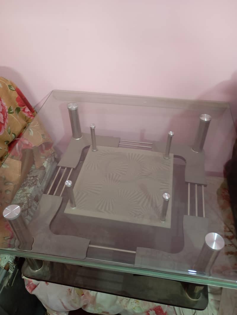 Drawing room table 1