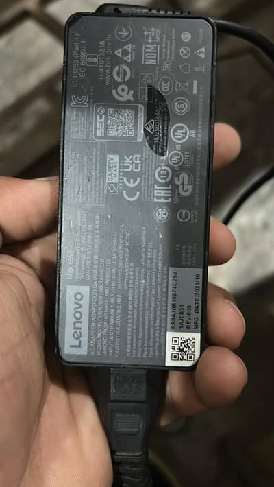 *Lenovo ThinkPad X1 Carbon 8th Gen - Touch Screen, 8GB RAM, 256GB SSD