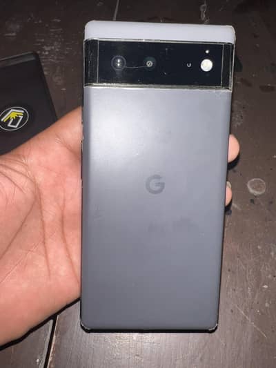 Google pixel 6 8/128 condition 10 by 9 pta prove