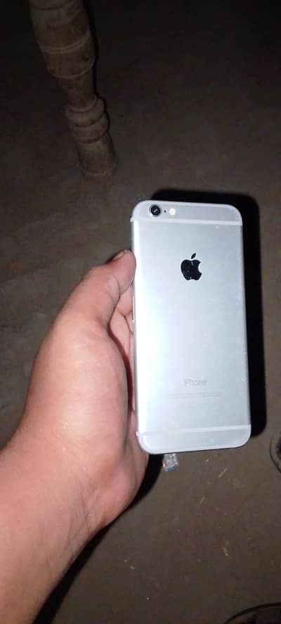 Apple iPhone 6
