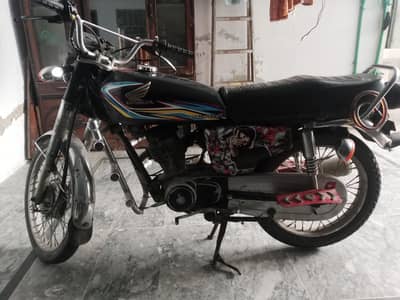 Honda CG 125 for sale model 2018. . . .