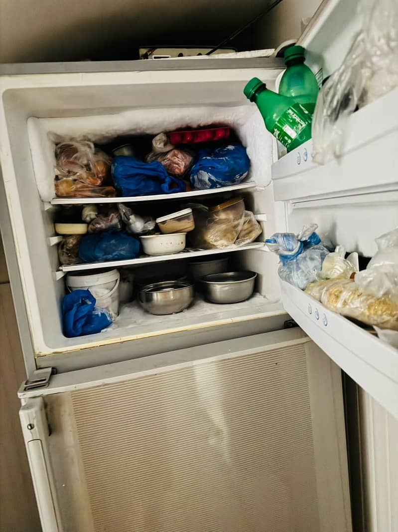 refrigerator 8