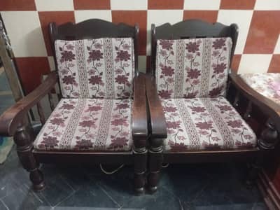 Wooden Sofe Set 5 Seater.