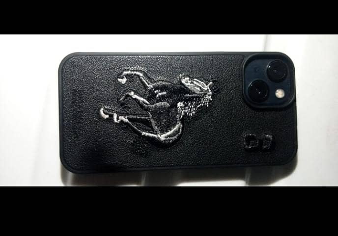 Apple iPhone 13 2