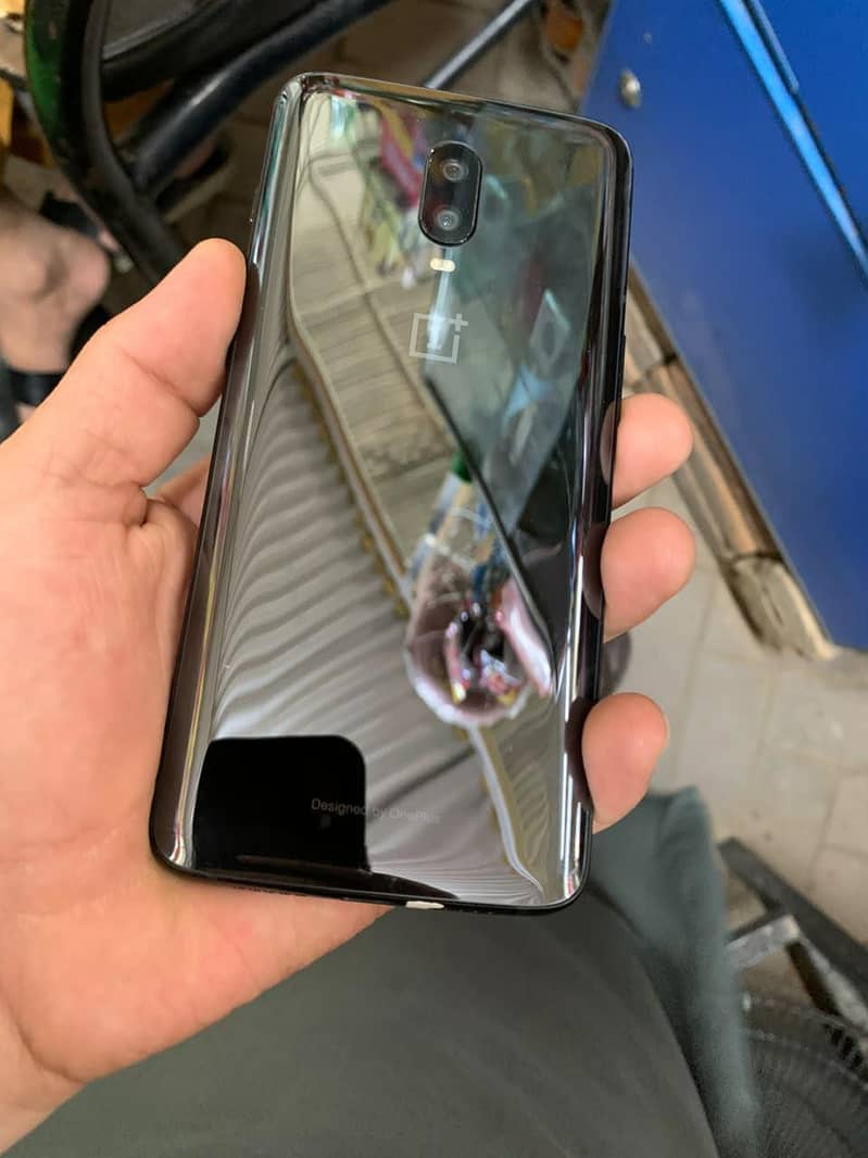 One Plus 6T 1