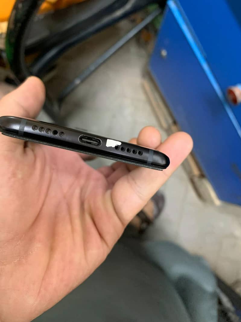 One Plus 6T 2