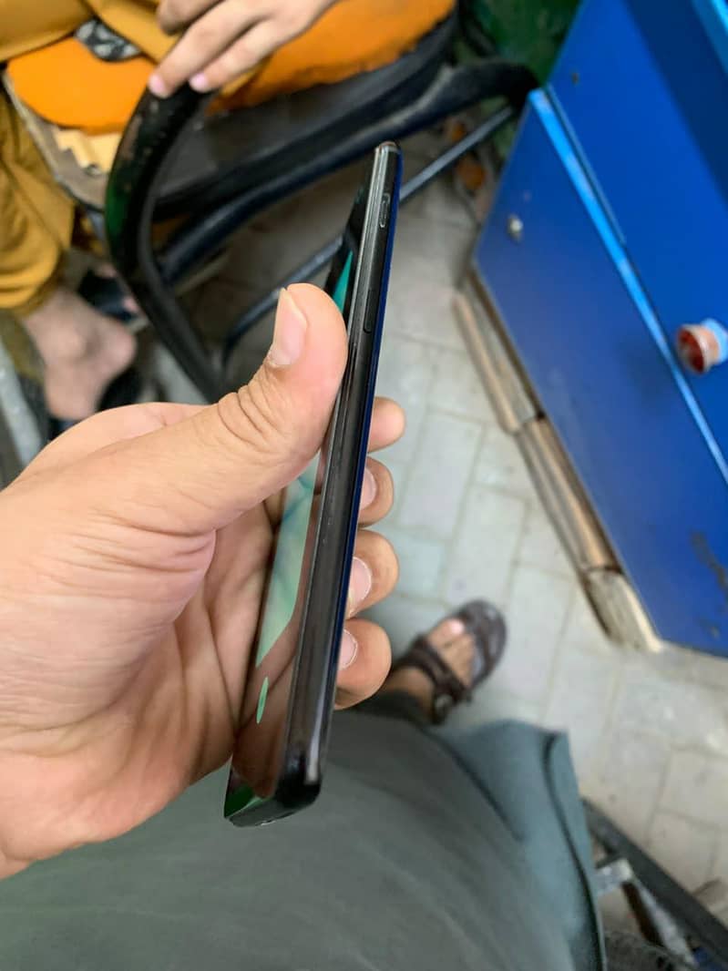 One Plus 6T 3