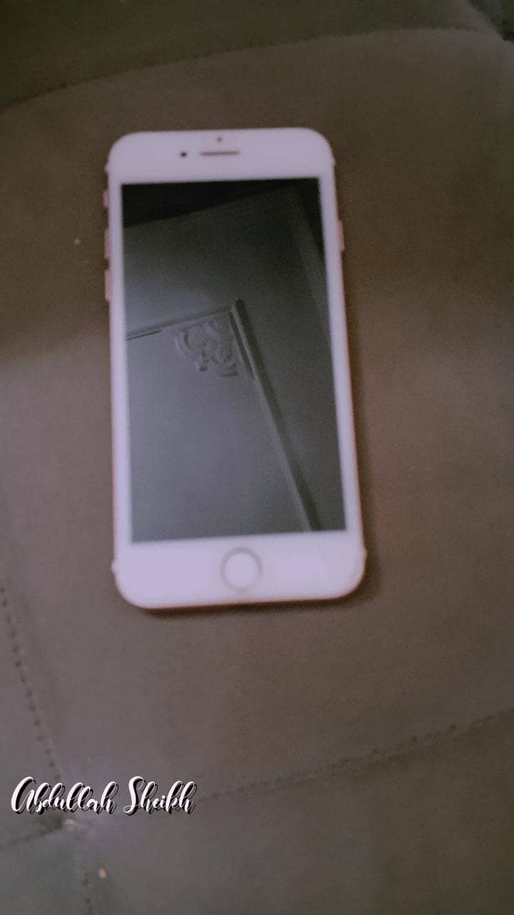 Apple iPhone 7 1