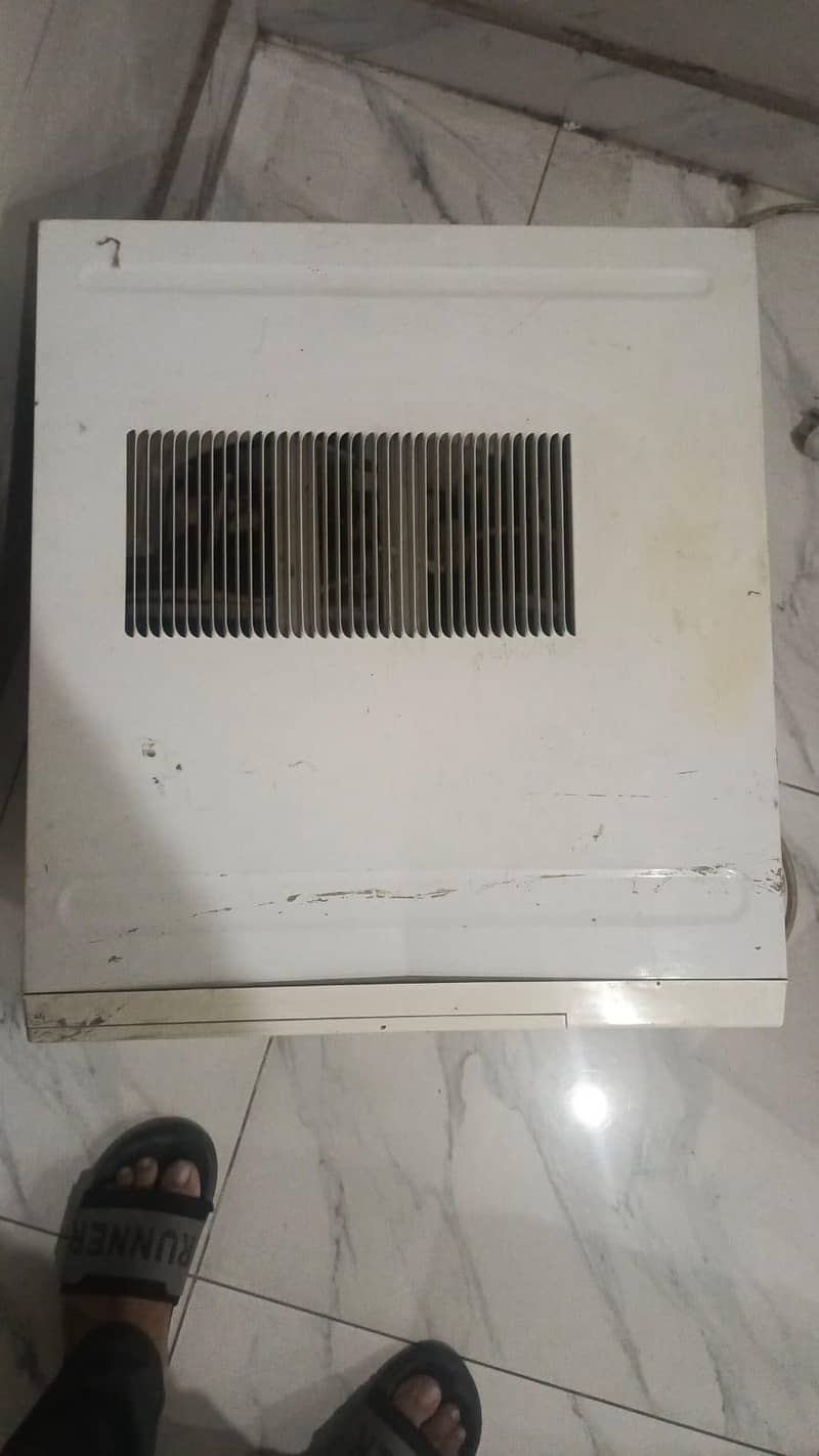 window ac 1