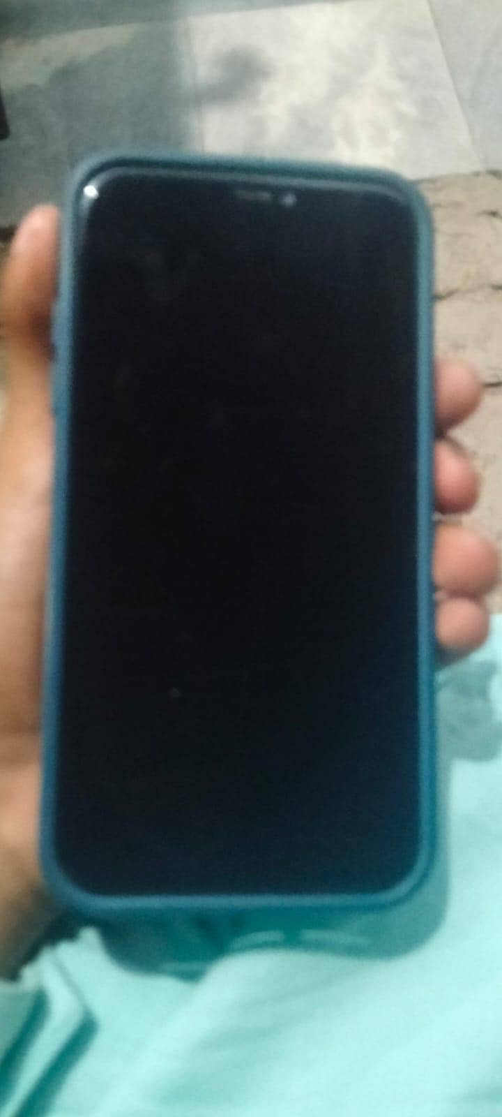 Apple iPhone 11 4
