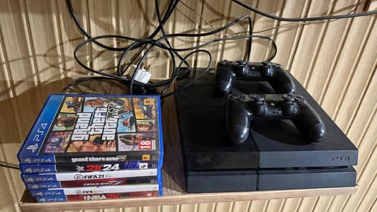PS4 (500)GB with 6 Games