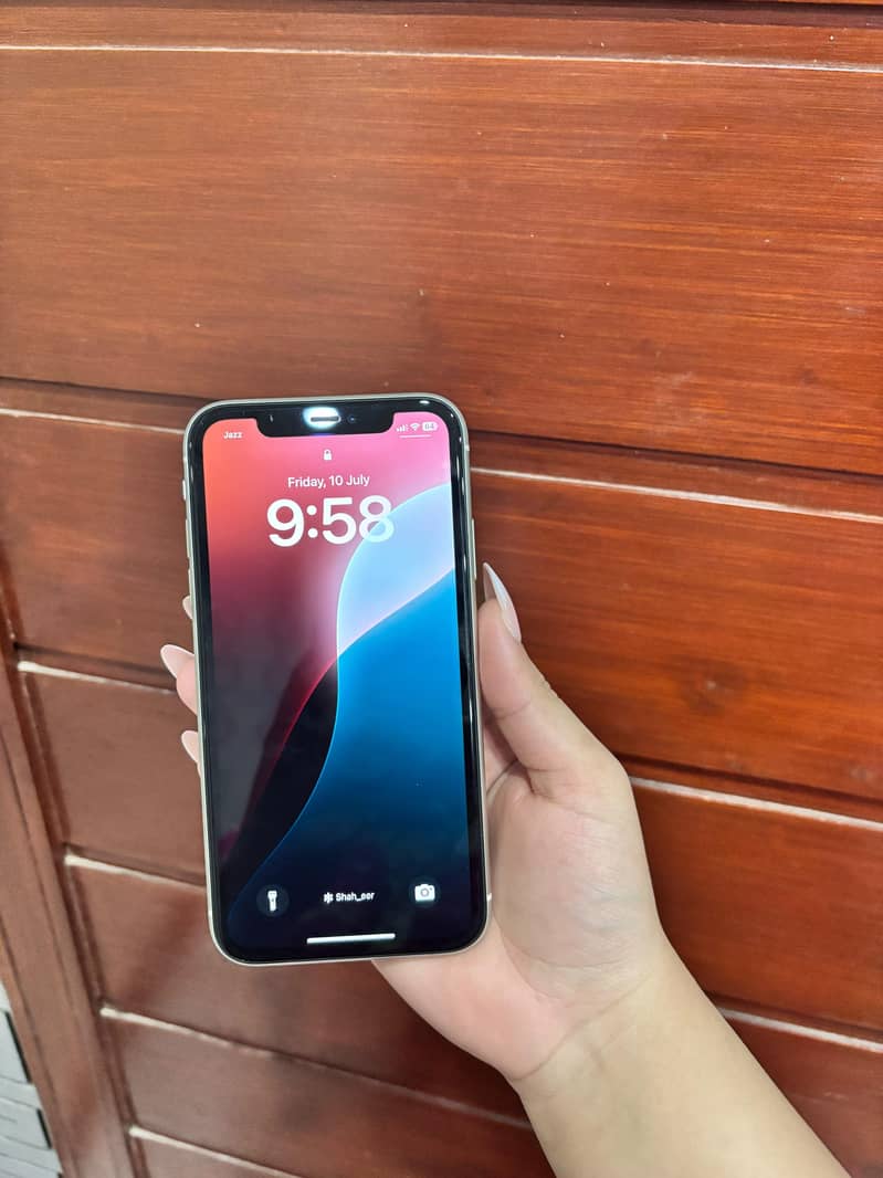 Apple iPhone 11 9
