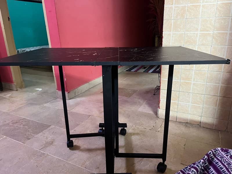 folding dinning table 0