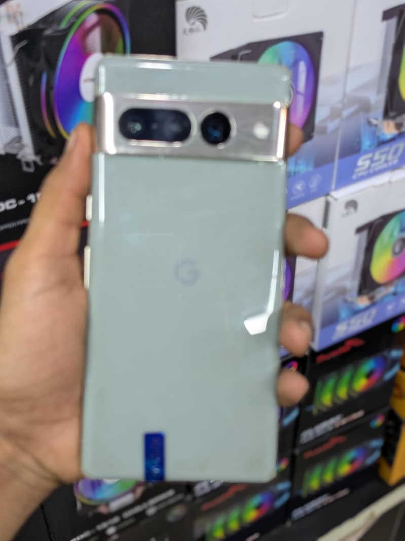 Google Pixel 7 Pro 2