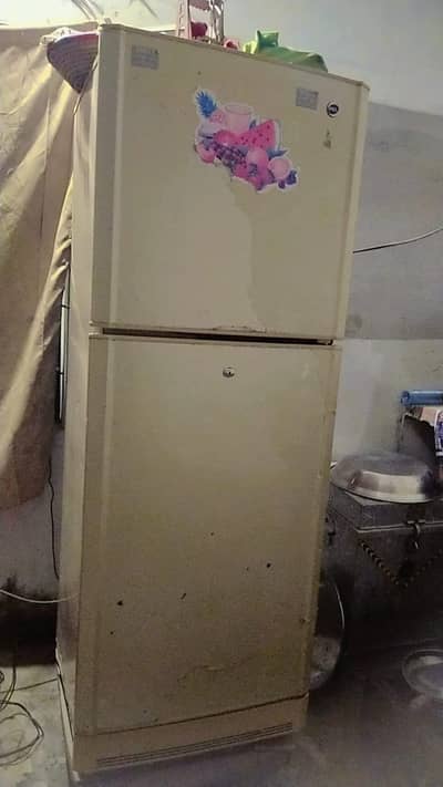 pel fridge good condition 0326 0069215