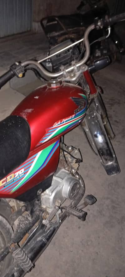 Allah okay bike with Genuine Engine condition