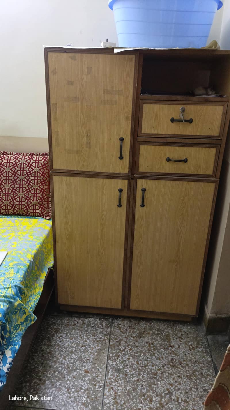 Wardrobe Medium Size 0