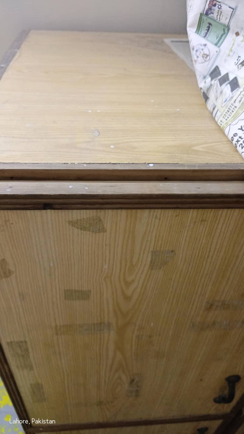 Wardrobe Medium Size 3