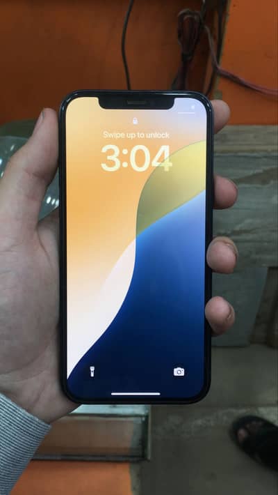 Apple iPhone 12