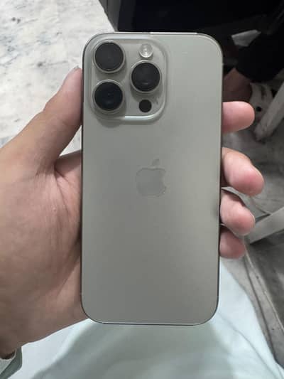 Apple iPhone 16 Pro