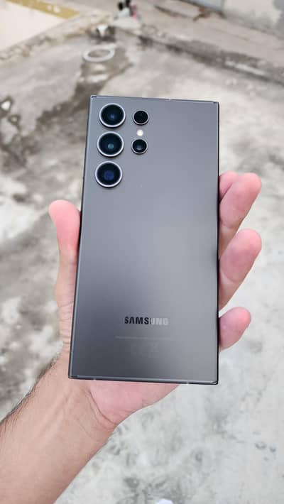 Samsung S24 Ultra 12/256 GB