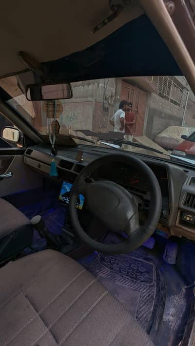 Nissan Sunny 1986