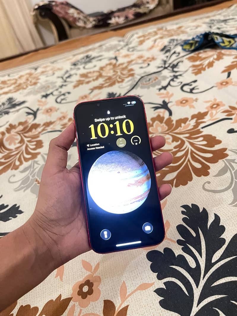 Apple iPhone 13 1