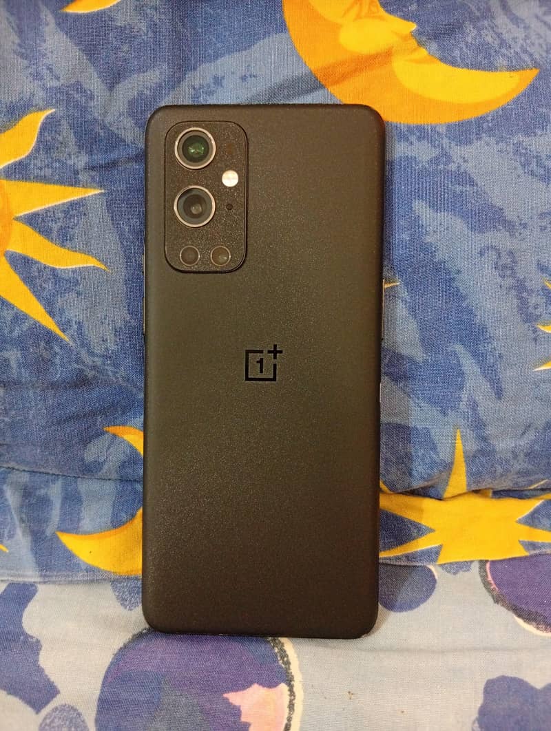 OnePlus 9 pro 2