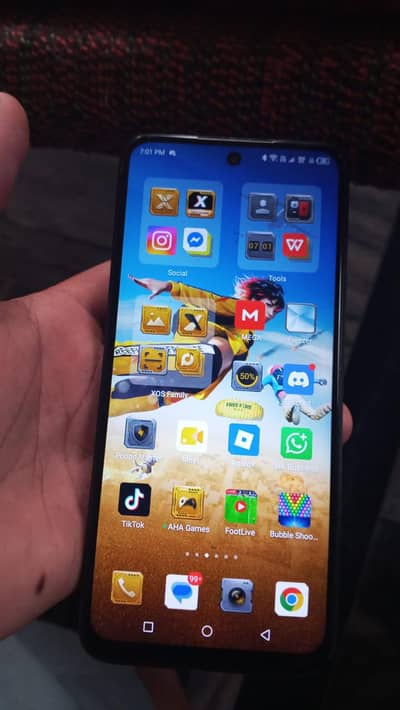 Infinix Hot 12