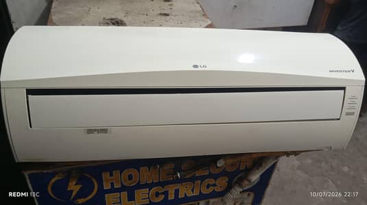 LG split AC 1.5 ton inverter good condition