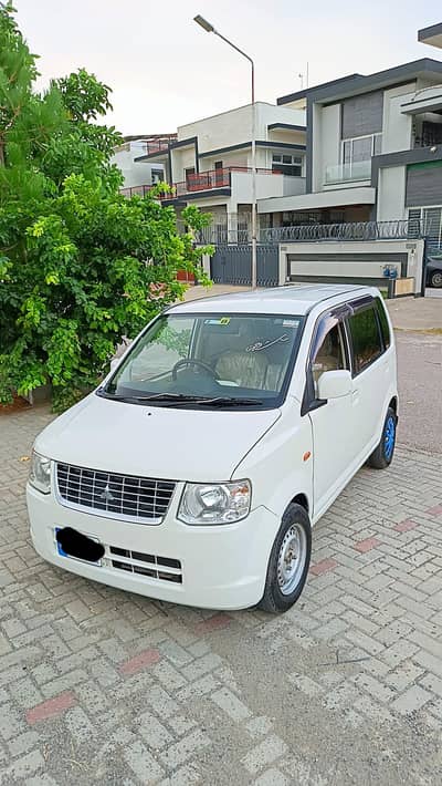 Mitsubishi Ek Wagon 2012