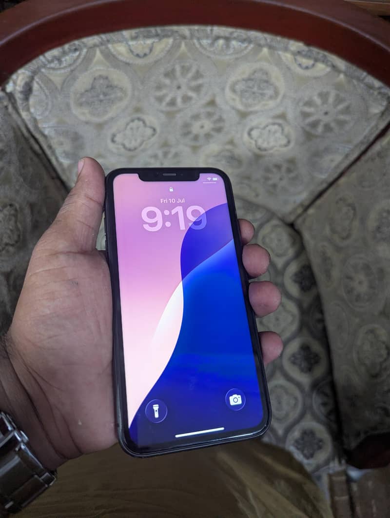 Apple iPhone 11 1