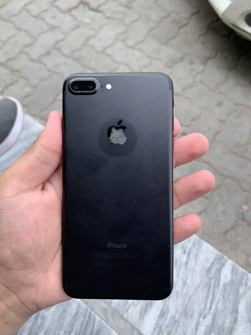 Apple iPhone 7 Plus 3