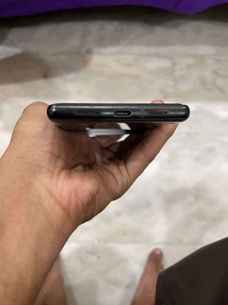 Google Pixel 6 5