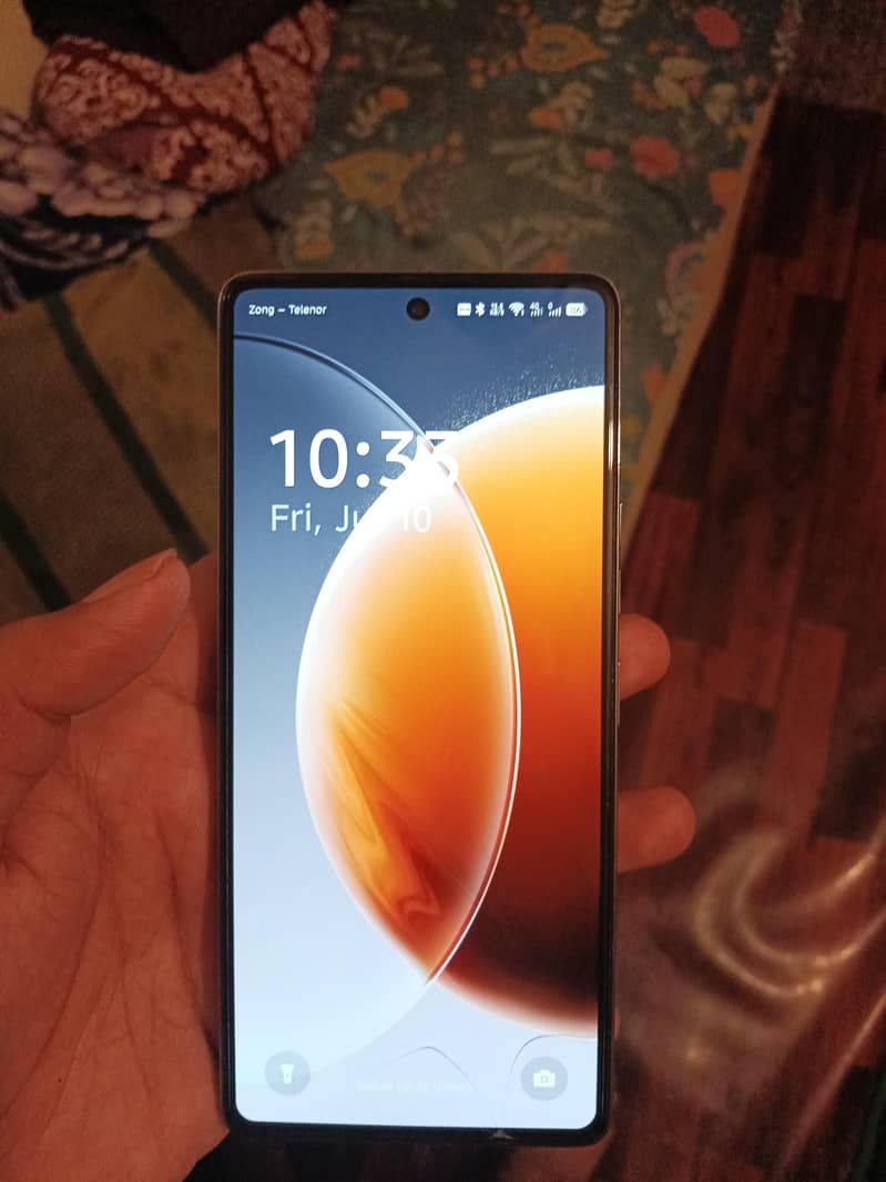 Tecno CAMON 30 0