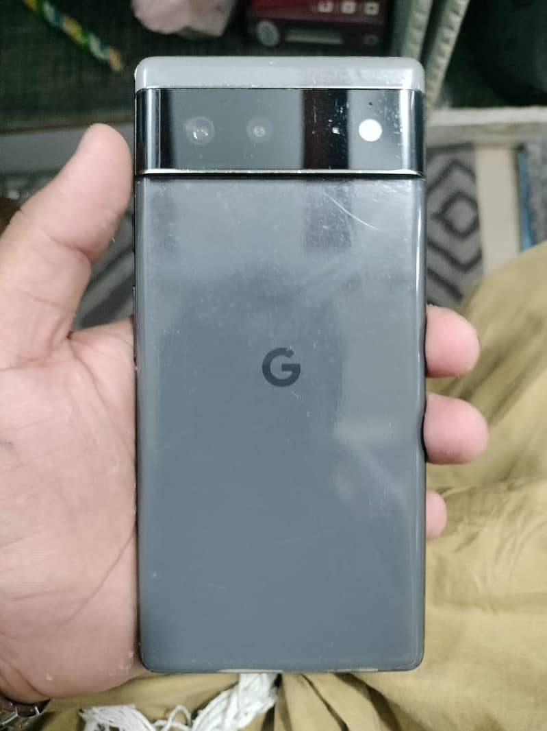 Google Pixel 6 4