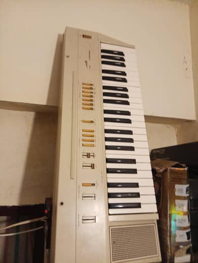 Yamaha vintage electric piana
