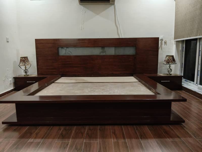 Bed with two side tables 0