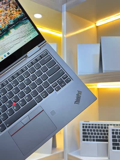 Lenovo ThinkPad x1 yoga x360 | 8gb Ram | 256gb SSD with stylus Pen